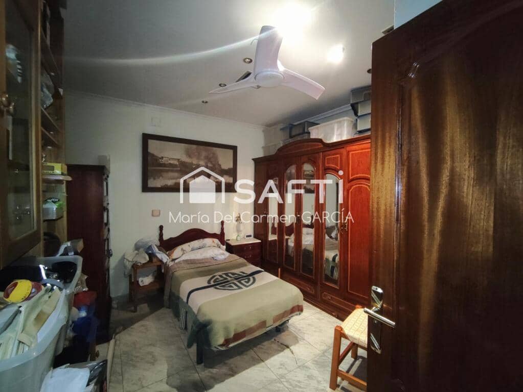 Erhverv til salg i Madrid by - € 617.000 (Ref: 9264289)