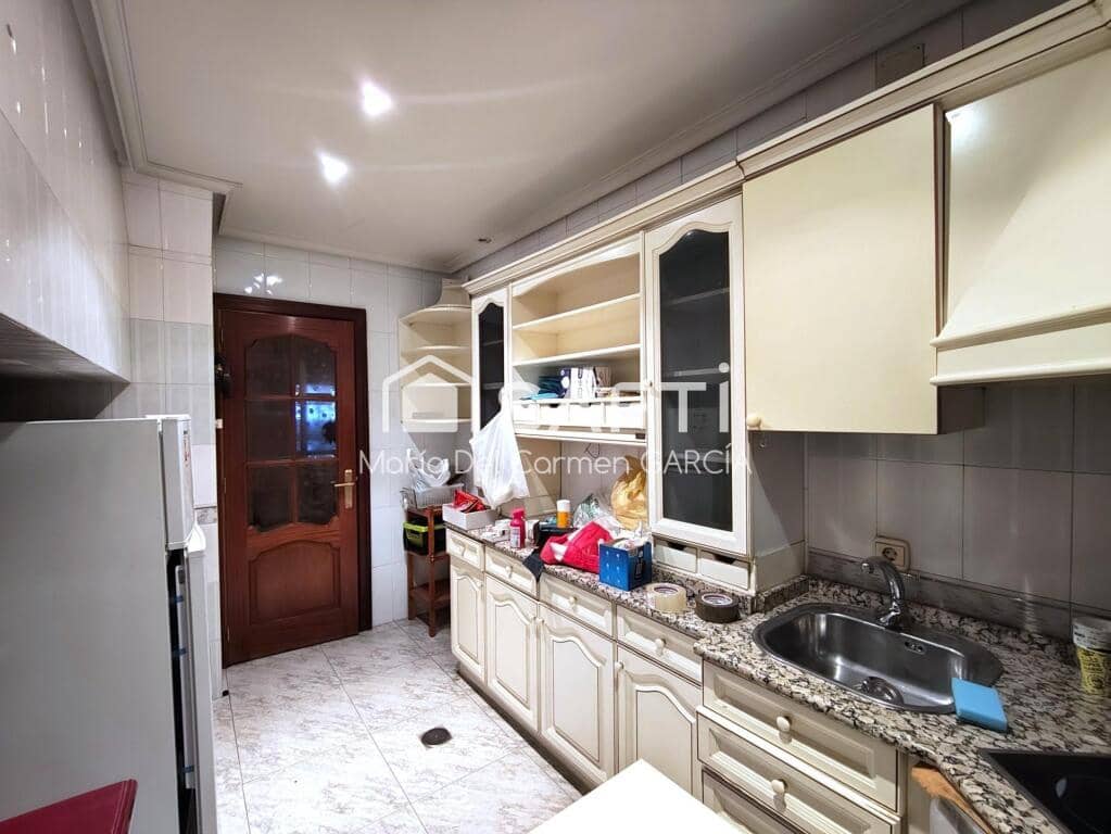 Erhverv til salg i Madrid by - € 617.000 (Ref: 9264289)