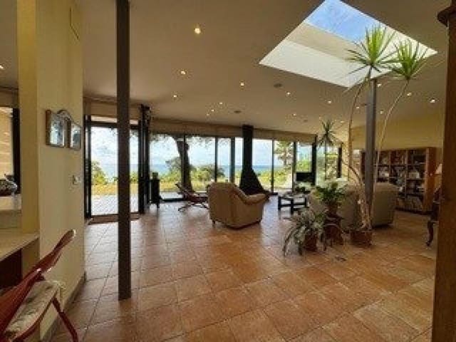 3 quarto Moradia para venda em Sant Pol de Mar com piscina - 690 000 € (Ref: 9269342)