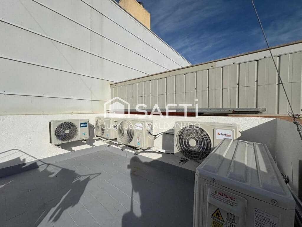 2 bedroom Apartment for sale in Vinaros - € 110,000 (Ref: 9269344)