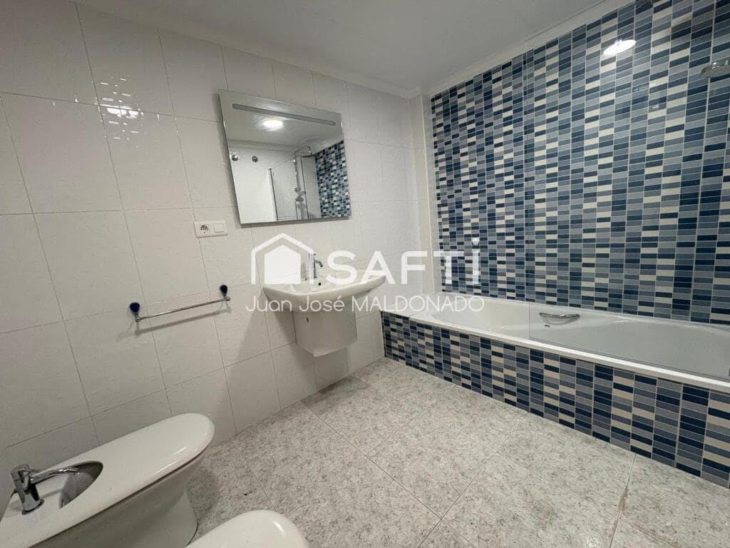 2 bedroom Apartment for sale in Vinaros - € 110,000 (Ref: 9269344)