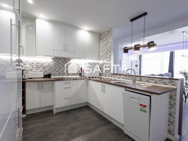 3 soveværelse Lejlighed til salg i Vinaròs - € 175.000 (Ref: 9269345)