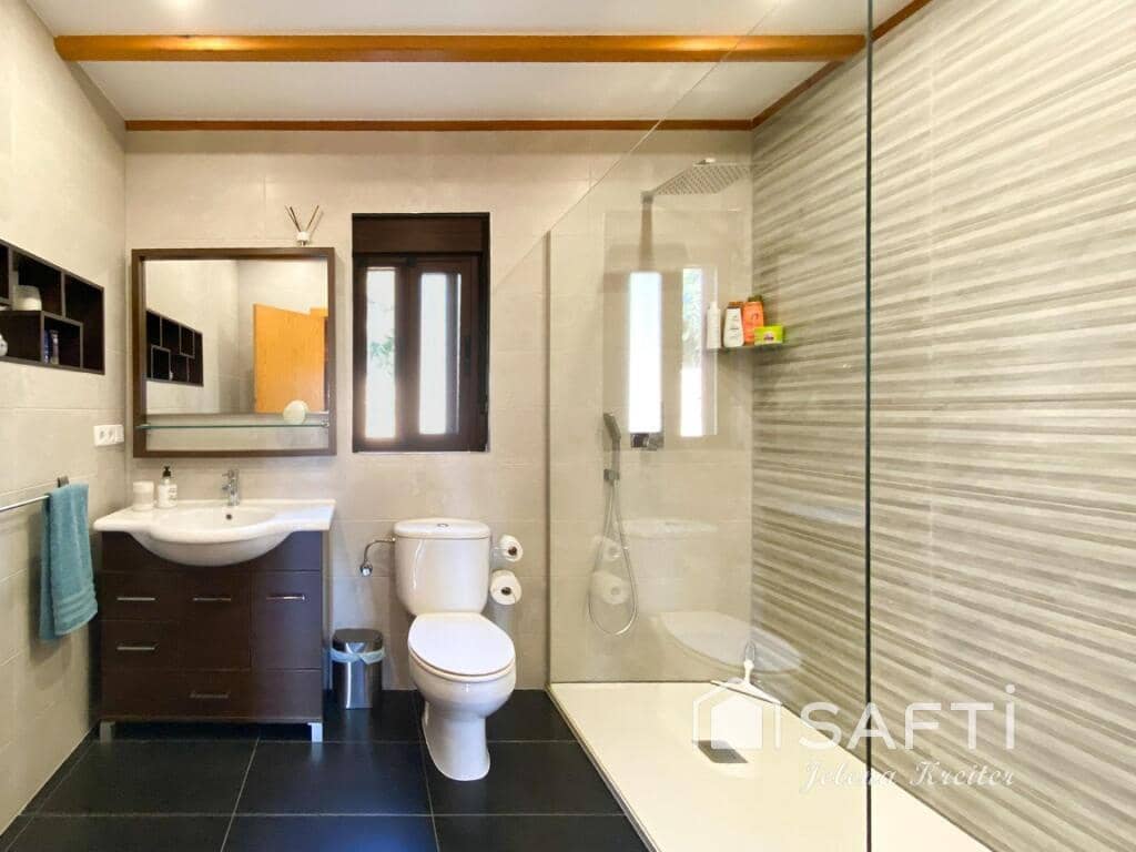 3 soveværelse Finca/Landehus til salg i Montserrat - € 375.000 (Ref: 9269348)