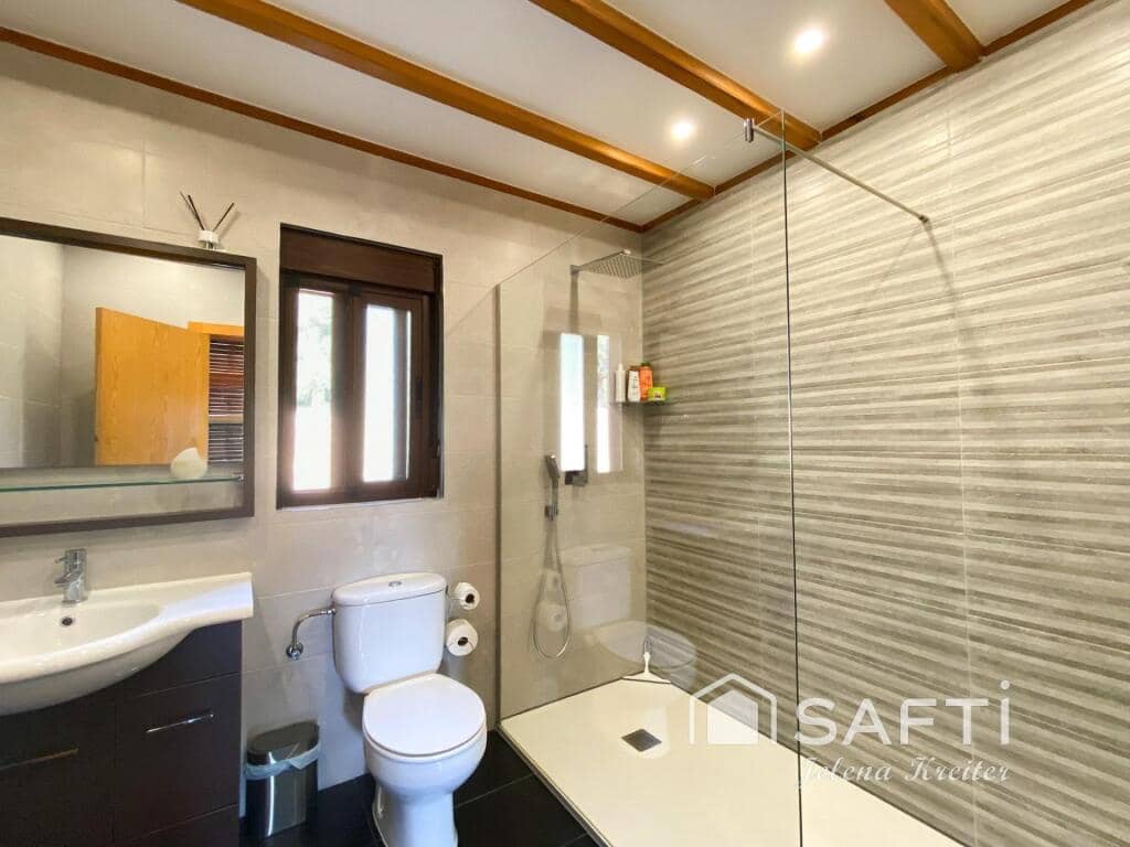 3 soveværelse Finca/Landehus til salg i Montserrat - € 375.000 (Ref: 9269348)