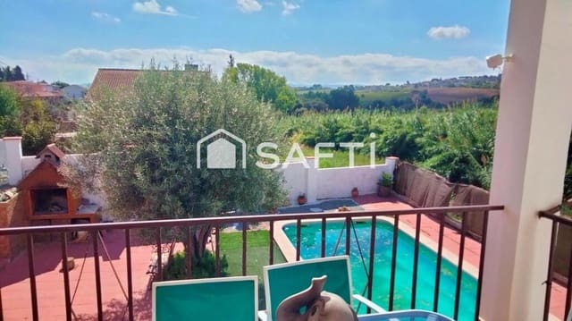 6 bedroom Villa for sale in Piera with pool - € 320,000 (Ref: 9276226)