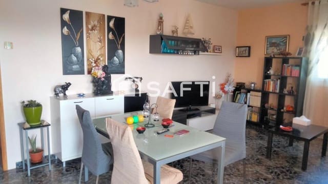 6 bedroom Villa for sale in Piera with pool - € 320,000 (Ref: 9276226)