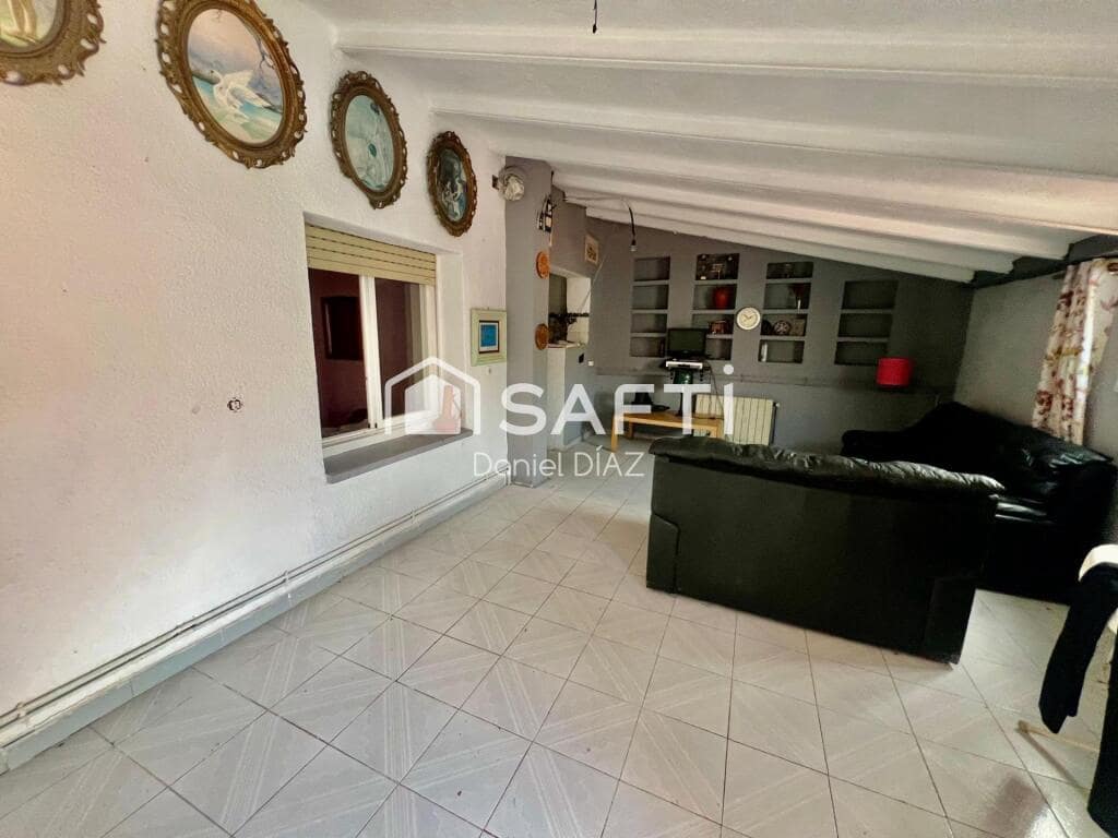 5 sovrum Finca/Hus på landet till salu i Llica d'Amunt med pool - 490 000 € (Ref: 9276229)