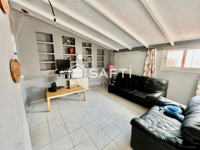 5 soveværelse Finca/Landehus til salg i Lliçà d'Amunt med swimmingpool - € 490.000 (Ref: 9276229)