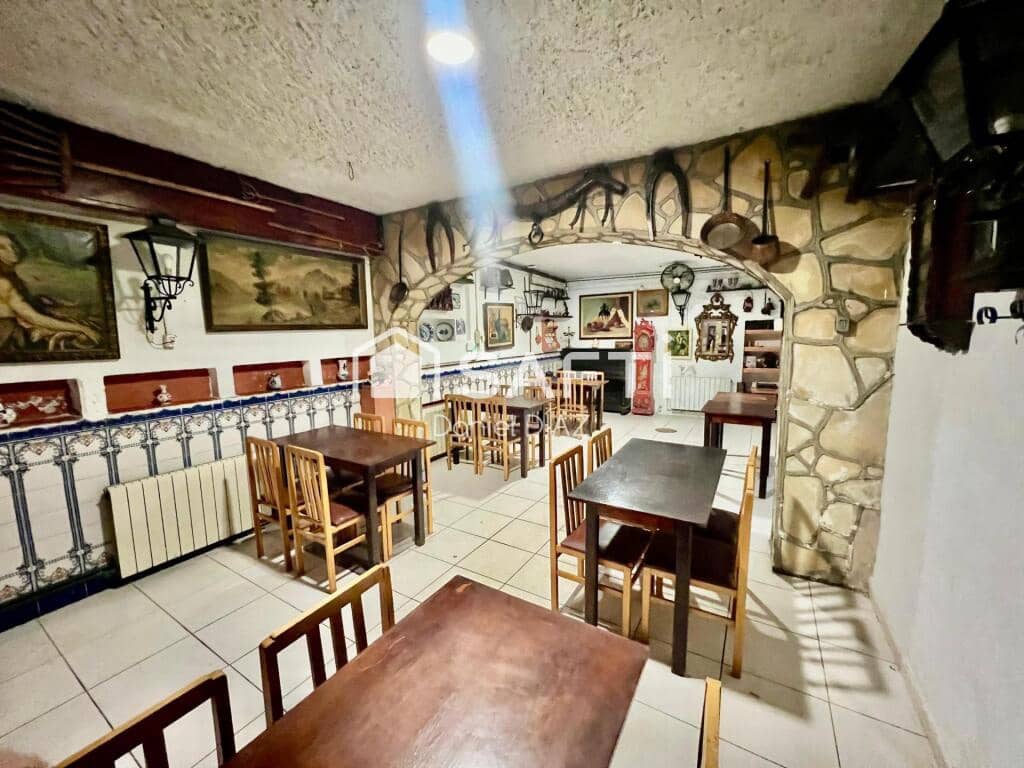 5 sovrum Finca/Hus på landet till salu i Llica d'Amunt med pool - 490 000 € (Ref: 9276229)