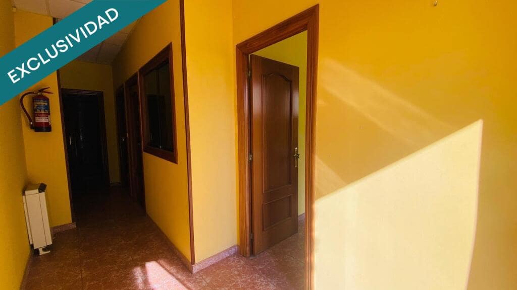 Commercial for sale in Oviedo - € 69,500 (Ref: 9276235)