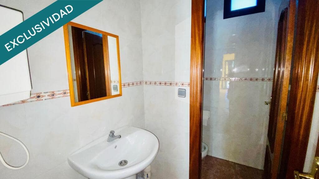 Commercial for sale in Oviedo - € 69,500 (Ref: 9276235)