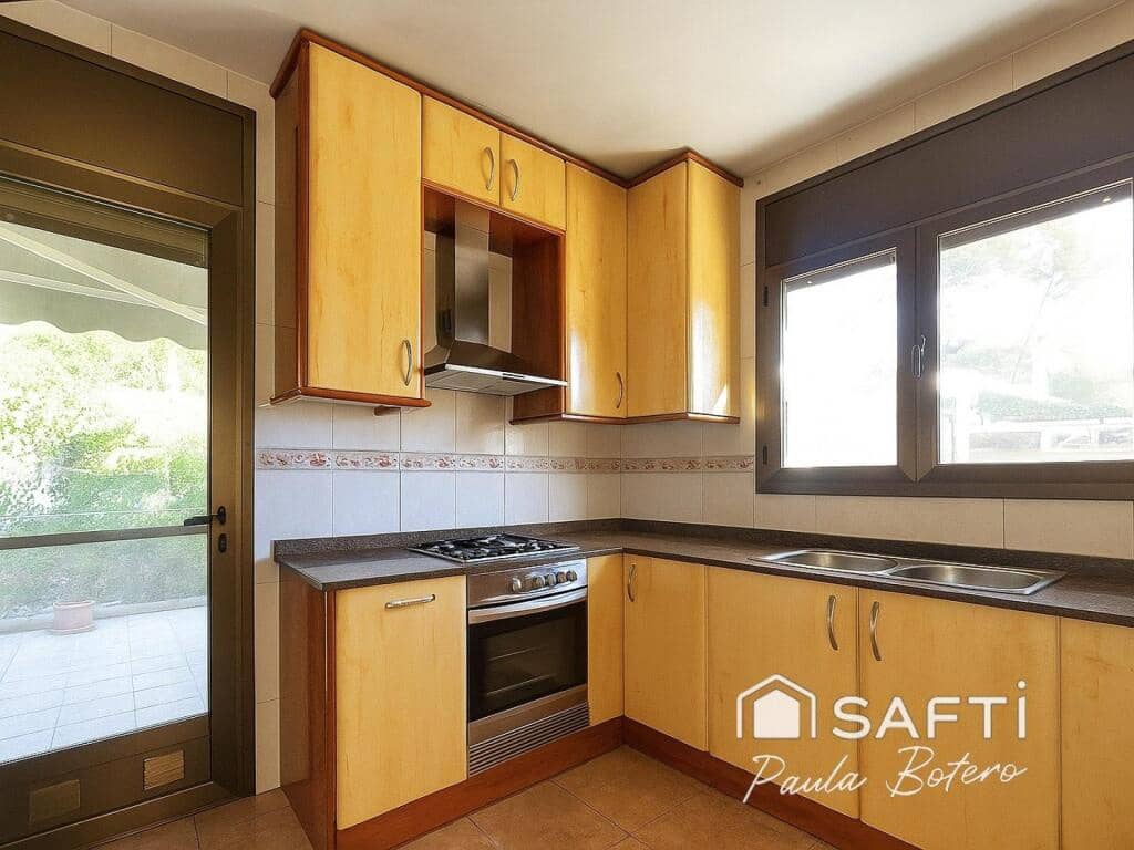 4 sypialnia Willa na sprzedaż w Olivella - 375 000 € (Ref: 9276239)