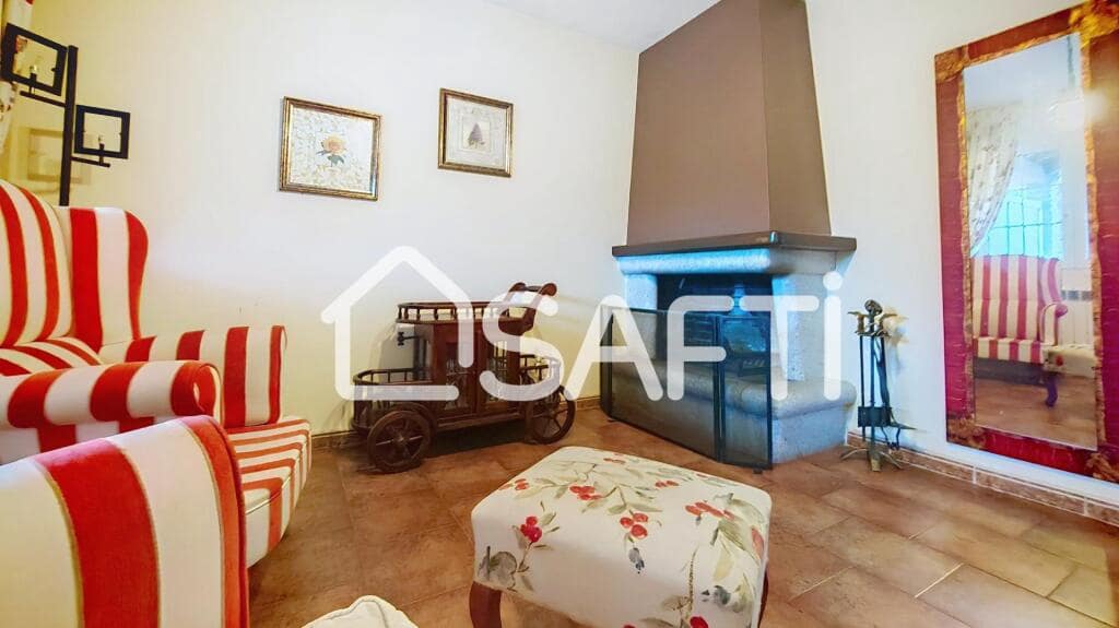 4 slaapkamer Villa te koop in Gijon met zwembad garage - € 529.000 (Ref: 9282046)