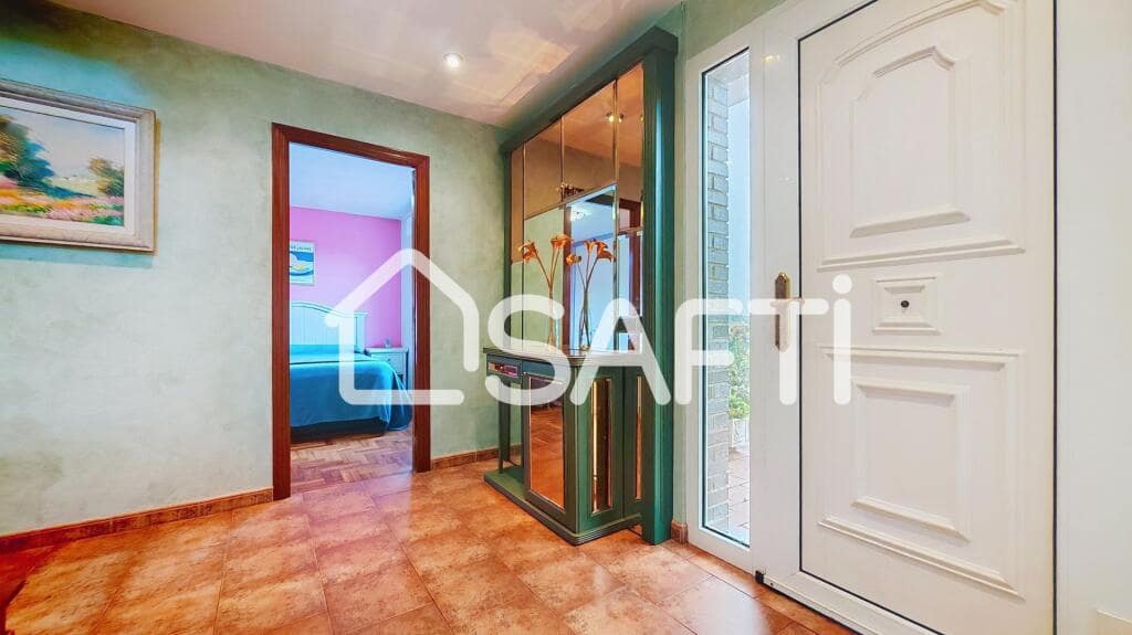 4 slaapkamer Villa te koop in Gijon met zwembad garage - € 529.000 (Ref: 9282046)