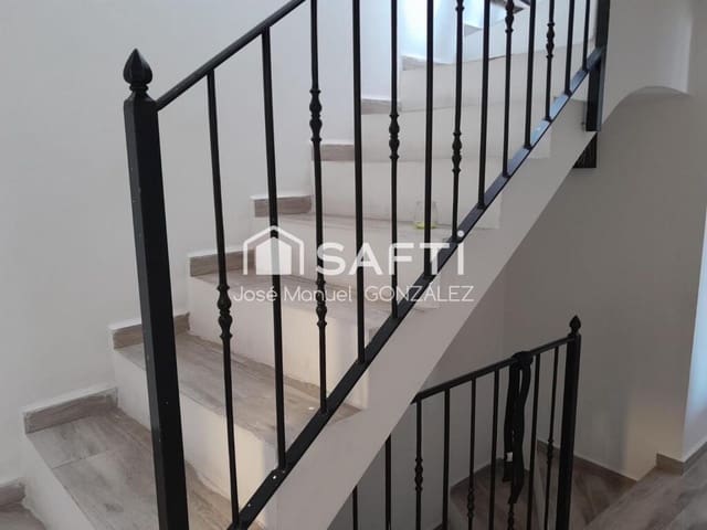 4 slaapkamer Villa te koop in Cehegín - € 79.990 (Ref: 9282047)