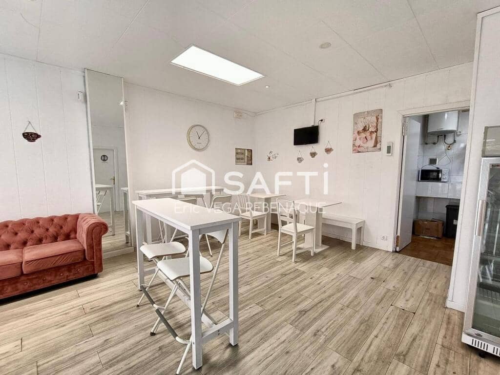 Kommersiell til salgs i Pineda de Mar - € 79 000 (Ref: 9285521)