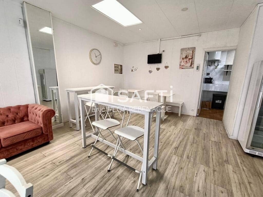 Kommersiell til salgs i Pineda de Mar - € 79 000 (Ref: 9285521)