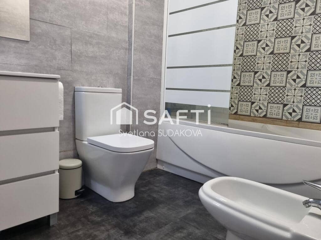 3 bedroom Flat for sale in Tossa de Mar with pool - € 348,000 (Ref: 9291310)