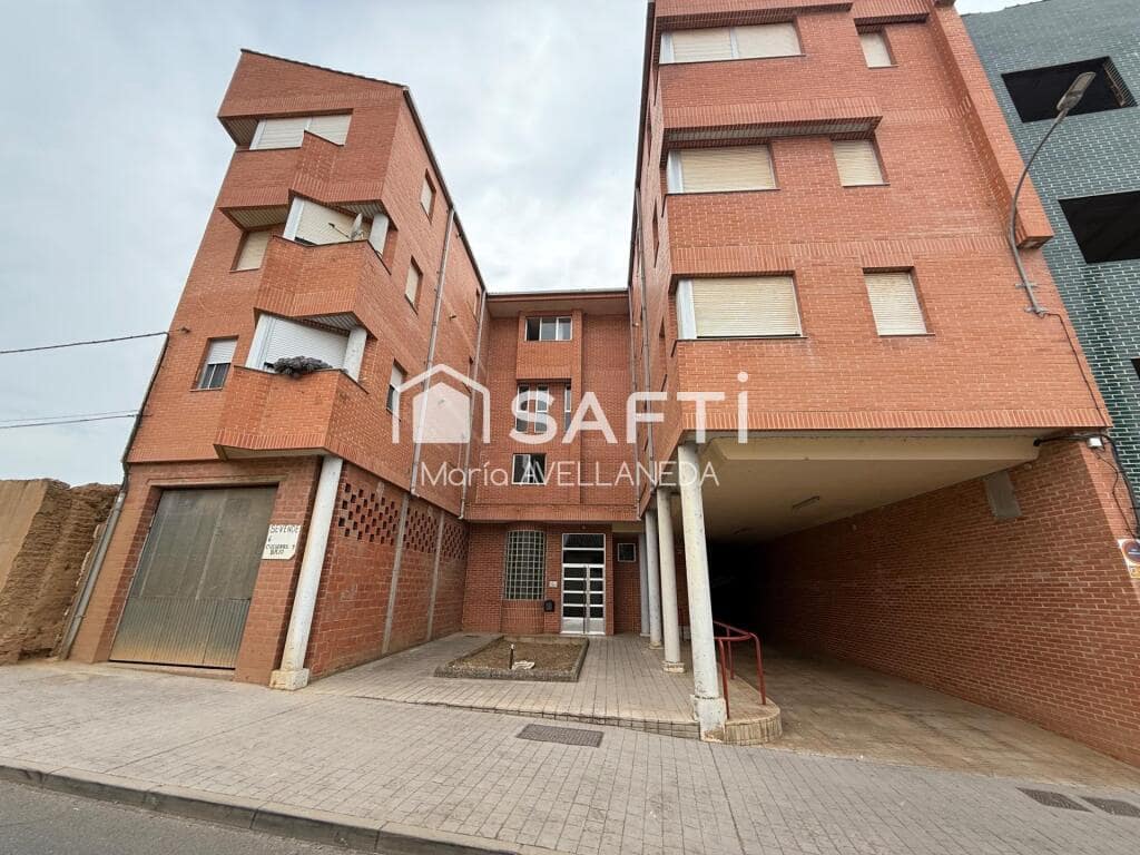 2 soverom Leilighet til salgs i Valencia de Don Juan med garasje - € 68 000 (Ref: 9294668)