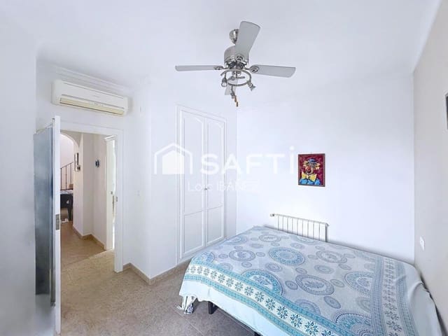 3 slaapkamer Villa te koop in Sagra met zwembad - € 420.000 (Ref: 9294670)