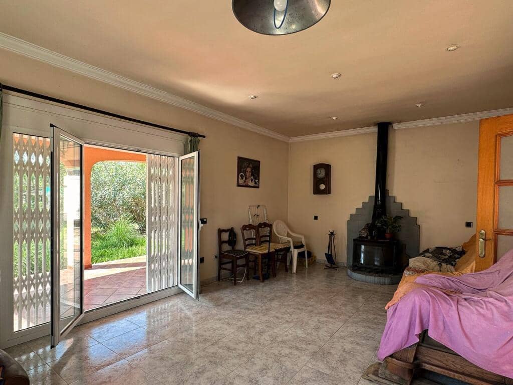 3 bedroom Villa for sale in Alcanar with garage - € 215,000 (Ref: 9294673)