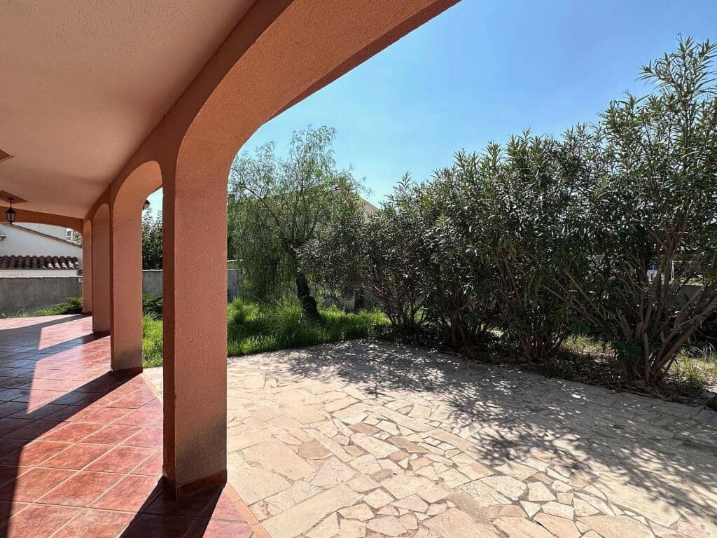 3 bedroom Villa for sale in Alcanar with garage - € 215,000 (Ref: 9294673)