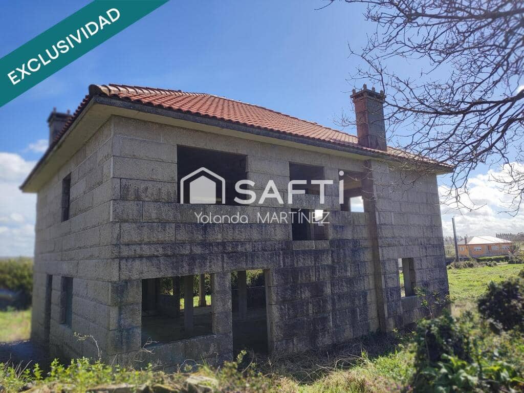 5 makuuhuone Huvila myytävänä paikassa Santa Comba - 105 000 € (Ref: 9297261)