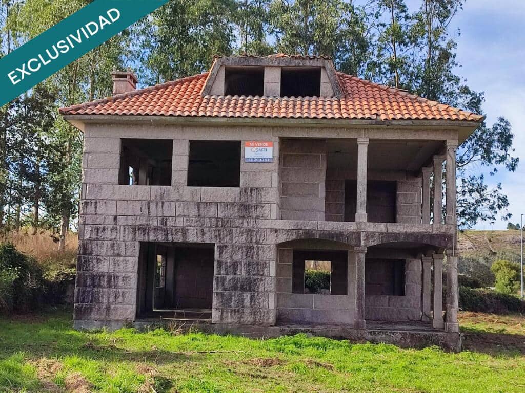 5 makuuhuone Huvila myytävänä paikassa Santa Comba - 105 000 € (Ref: 9297261)