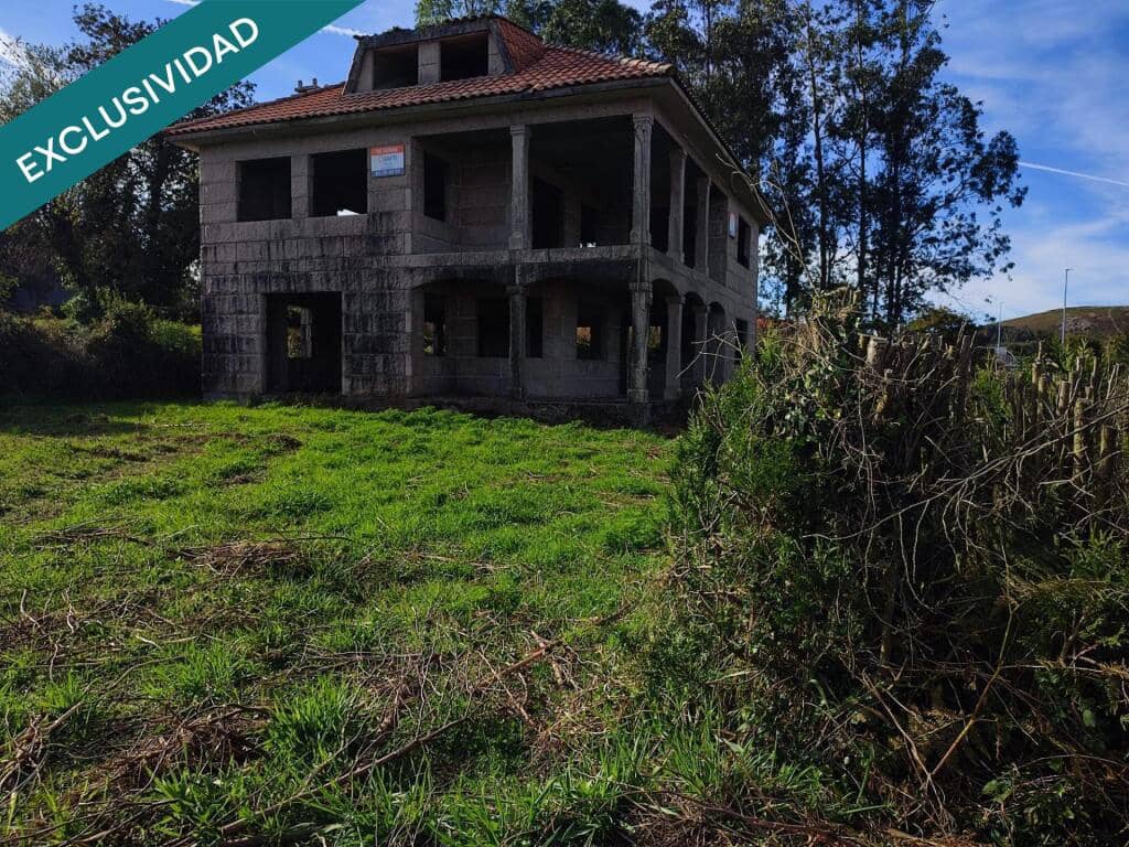 5 makuuhuone Huvila myytävänä paikassa Santa Comba - 105 000 € (Ref: 9297261)