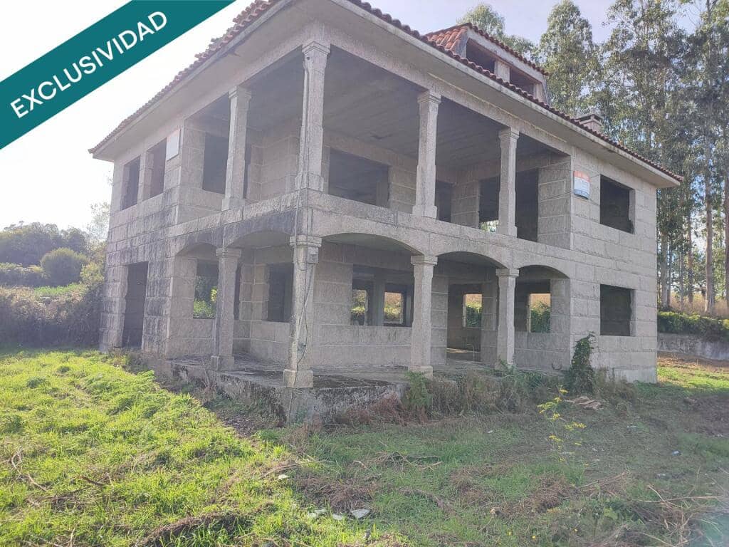 5 makuuhuone Huvila myytävänä paikassa Santa Comba - 105 000 € (Ref: 9297261)