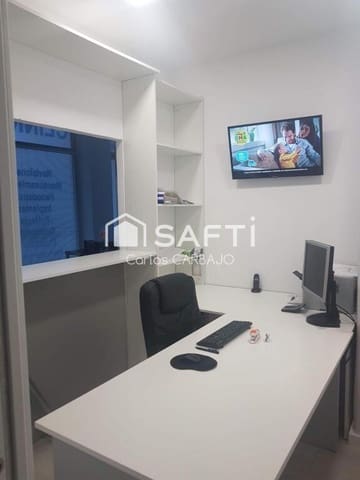 Kommersiell til salgs i Leon by - € 85 000 (Ref: 9297267)