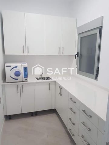 Kommersiell til salgs i Leon by - € 85 000 (Ref: 9297267)