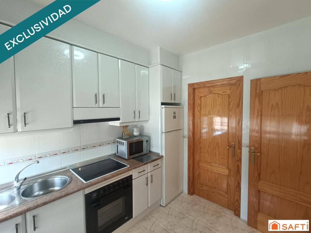 3 soverom Villa til salgs i Las Labores med garasje - € 142 000 (Ref: 9300936)