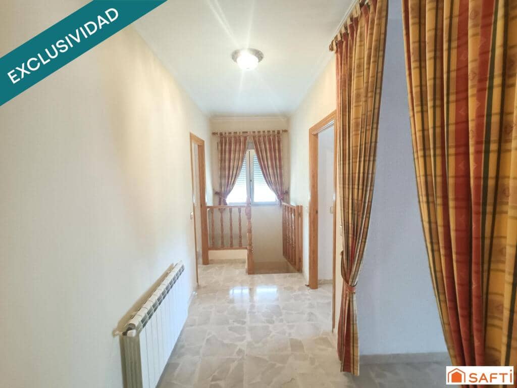 3 soverom Villa til salgs i Las Labores med garasje - € 142 000 (Ref: 9300936)