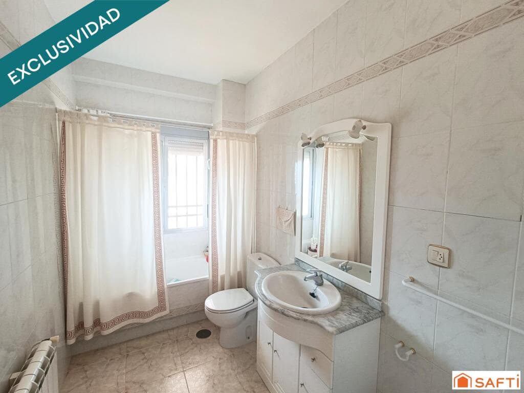 3 soverom Villa til salgs i Las Labores med garasje - € 142 000 (Ref: 9300936)