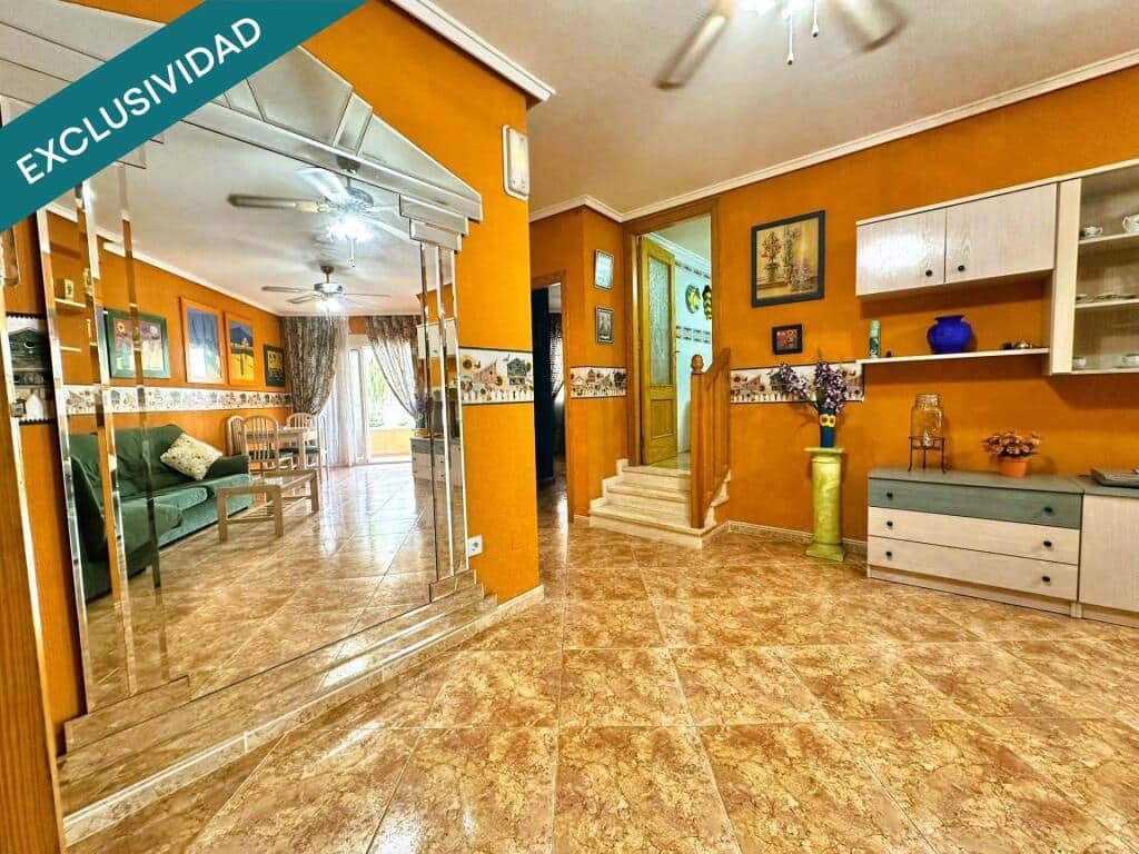 3 soverom Leilighet til salgs i Guardamar del Segura med garasje - € 239 900 (Ref: 9303355)