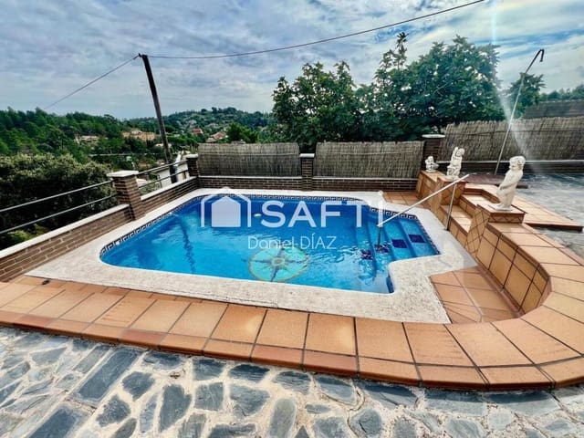 4 bedroom Villa for sale in Riudarenes with garage - € 265,000 (Ref: 9303357)