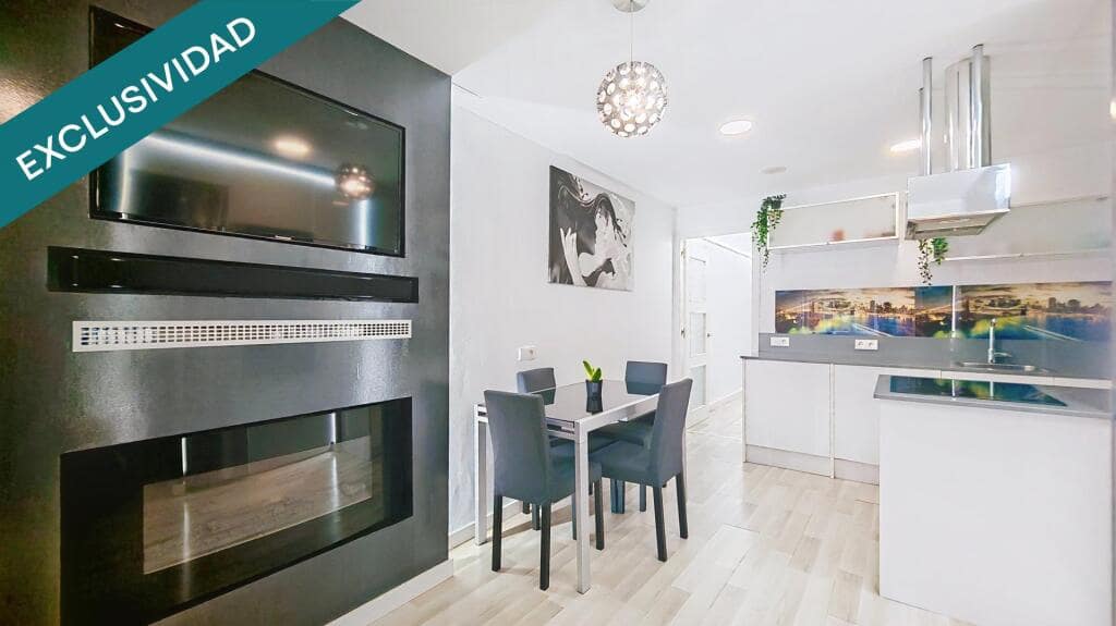 3 bedroom Apartment for sale in Gijon - € 219,000 (Ref: 9312679)