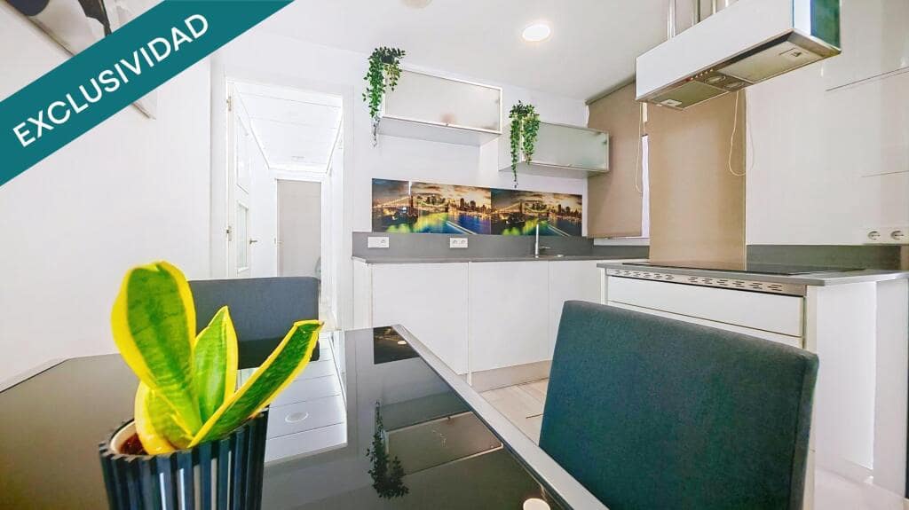 3 bedroom Apartment for sale in Gijon - € 219,000 (Ref: 9312679)