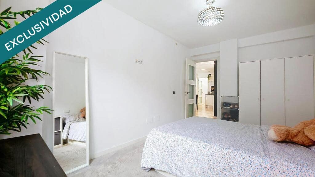 3 bedroom Apartment for sale in Gijon - € 219,000 (Ref: 9312679)