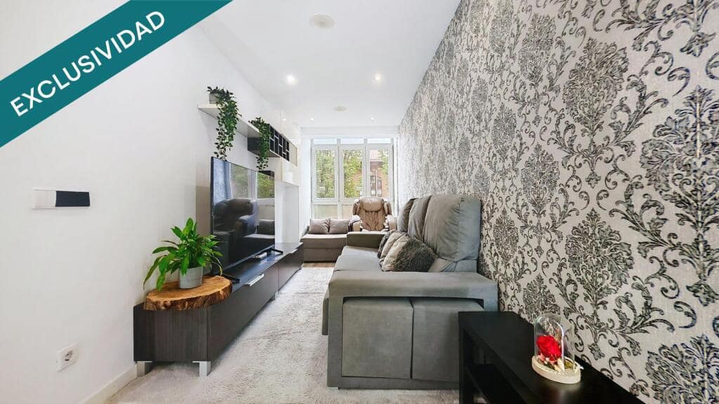 3 bedroom Apartment for sale in Gijon - € 219,000 (Ref: 9312679)