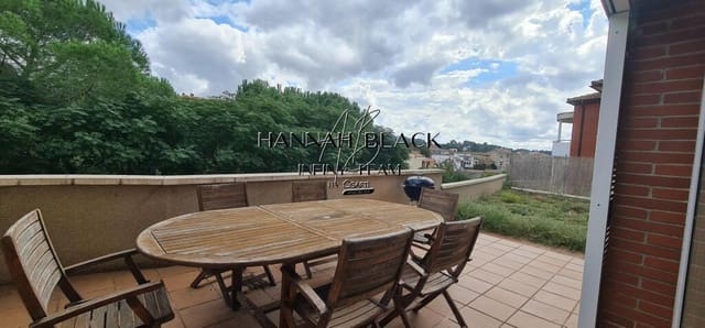 4 bedroom Villa for sale in Piera with garage - € 355,000 (Ref: 9312681)