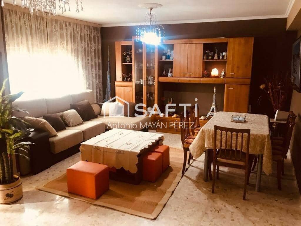 5 makuuhuone Huvila myytävänä paikassa Ribeira mukana 
autotalli - 269 000 € (Ref: 9312685)