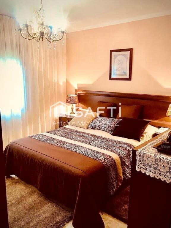 5 makuuhuone Huvila myytävänä paikassa Ribeira mukana 
autotalli - 269 000 € (Ref: 9312685)