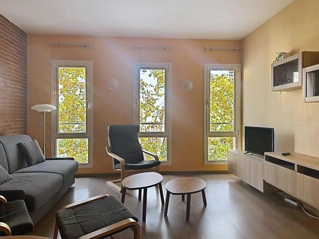 2 soveværelse Lejlighed til salg i El Raval, Barcelona by - € 370.000 (Ref: 9317736)