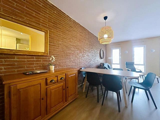 2 soveværelse Lejlighed til salg i El Raval, Barcelona by - € 370.000 (Ref: 9317736)