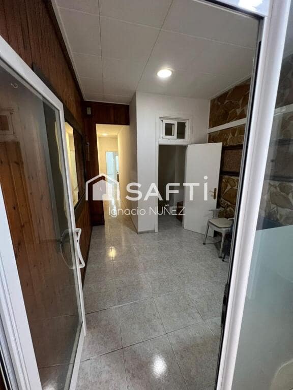 Erhverv til salg i Blanes - € 94.000 (Ref: 9317740)