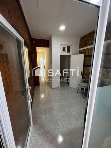 Erhverv til salg i Blanes - € 94.000 (Ref: 9317740)