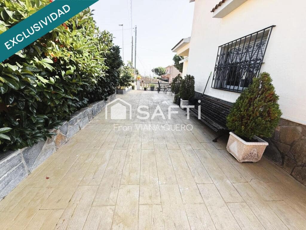 4 sovrum Villa till salu i Tordera med garage - 357 000 € (Ref: 9321724)