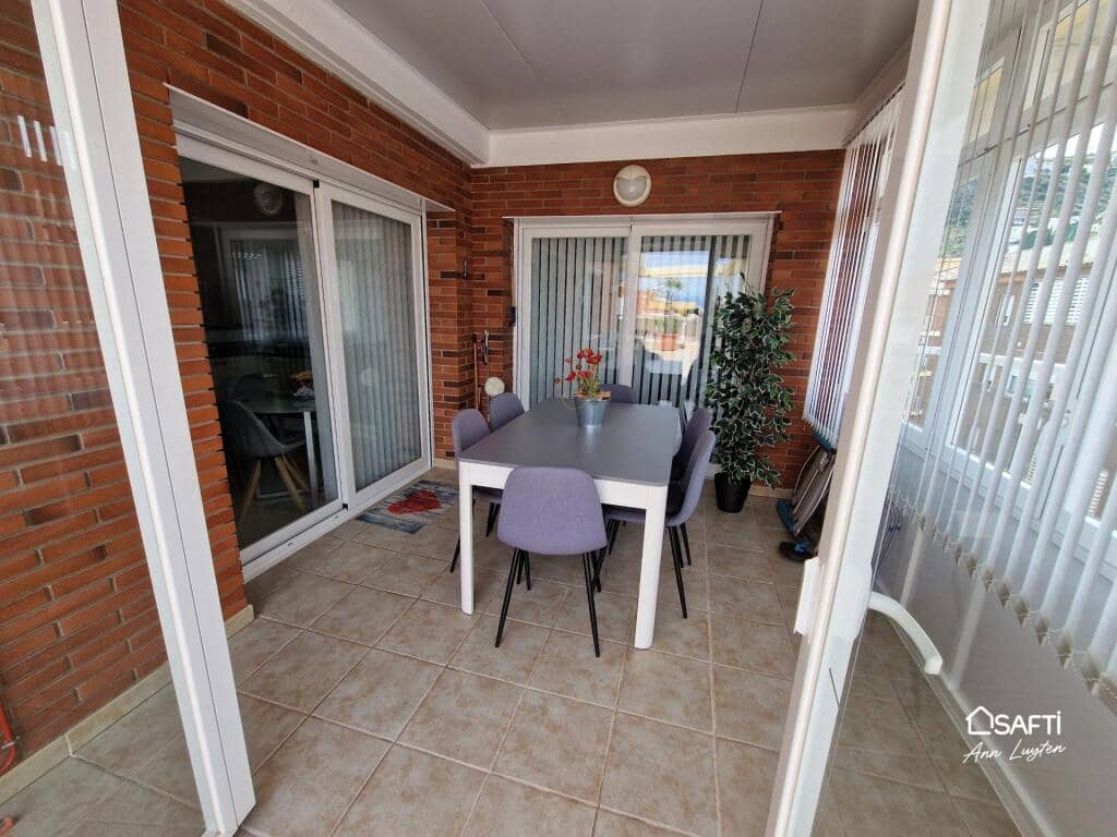 3 soverom Penthouse til salgs i Roses med garasje - € 459 000 (Ref: 9321731)